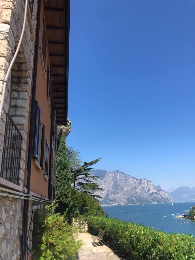 Breathtaking View. Daire Malcesine Dış mekan fotoğraf